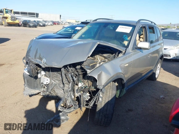 2008 BMW X3 3.0si with VIN WBXPC93488WJ13795, listed as a IAAI auction lot 42018052 with 151,972 mi miles. Bid and sale history available at carsss.com. Image 2.