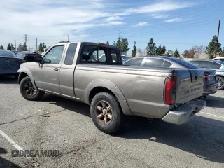 2003 Nissan Frontier XE z VIN 1N6DD26T63C454580, wystawiony jako Copart lot #49132485 z przebiegiem 310 840 mil mil oraz Szkoda całkowita • Salvage title. Historia ofert i sprzedaży dostępna na DreamBid. Obrazek 2.