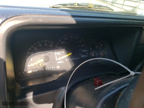1999 Chevrolet Tahoe Z71 with VIN 1GNEK13R1XJ315188, listed as a Copart auction lot 68498944 with 264,880 mi miles and Salvage Title. Bid and sale history available at carsss.com. Image 9.