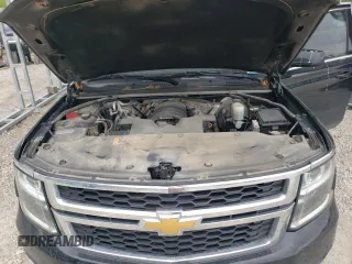 2018 Chevrolet Suburban LT with VIN 1GNSCHKC8JR331662, listed as a Copart auction lot 55561545 with 164,213 mi miles and Salvage title. Bid and sale history available at DreamBid. Image 12.