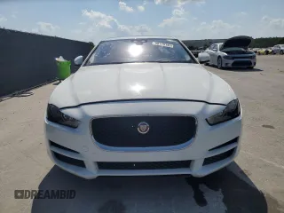 2017 Jaguar XE 20d z VIN SAJAR4BN9HA977316, wystawiony jako Copart lot #58179145 z przebiegiem 84 384 mil mil oraz Tytuł czysty. Historia ofert i sprzedaży dostępna na DreamBid. Obrazek 5.