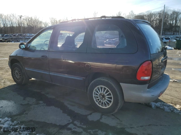 1997 Dodge Caravan with VIN 2B4FP25B9VR248592, listed as a Copart auction lot 44271395 with 136,274 mi miles and Non Repairable. Bid and sale history available at carsss.com. Image 2.