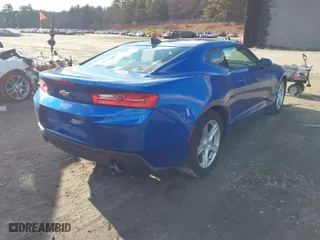 2018 Chevrolet Camaro 1LT with VIN 1G1FB1RX0J0143034, listed as a IAAI auction lot 41020936 with 1 mi miles. Bid and sale history available at carsss.com. Image 4.