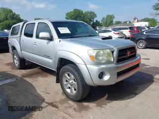 2005 Toyota Tacoma with VIN 5TELU42N45Z137094, listed as a IAAI auction lot 42585551 with 331,546 mi miles and . Bid and sale history available at DreamBid. Image 1.