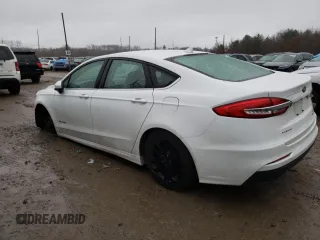 2019 Ford Fusion Hybrid SE with VIN 3FA6P0LU8KR208219, listed as a Copart auction lot 71338532 with 28,212 mi miles. Bid and sale history available at carsss.com. Image 2.