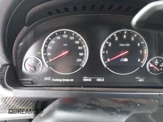 2014 BMW M6 z VIN WBSLZ9C58ED651156, wystawiony jako IAAI lot #41526192 z przebiegiem 90 642 mil mil oraz . Historia ofert i sprzedaży dostępna na DreamBid. Obrazek 7.