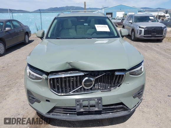 2023 Volvo XC40 Plus Bright Theme with VIN YV4L12UNXP2930656, listed as a IAAI auction lot 42524396 with 58,185 mi miles and . Bid and sale history available at DreamBid. Image 12.