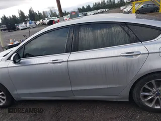 2017 Ford Fusion SE z VIN 3FA6P0HD2HR149699, wystawiony jako IAAI lot #41872383 z przebiegiem 95 587 mil mil oraz . Historia ofert i sprzedaży dostępna na DreamBid. Obrazek 15.