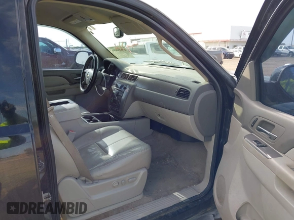 2011 Chevrolet Tahoe LT с VIN 1GNSKBE06BR373864, выставлен на аукционе IAAI как лот 42828489 с пробегом 185 183 миль миль и . История ставок и продаж доступна на DreamBid. Изображение 5.