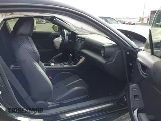 2022 Toyota GR86 Premium with VIN JF1ZNBF1XN8754980, listed as a IAAI auction lot 41355957 with 36,723 mi miles. Bid and sale history available at carsss.com. Image 5.