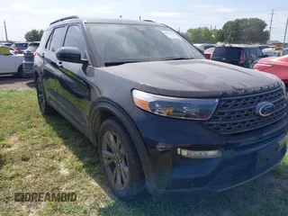 2022 Ford Explorer XLT z VIN 1FMSK7DH5NGB45203, wystawiony jako IAAI lot #41938760 z przebiegiem 73 814 mil mil oraz . Historia ofert i sprzedaży dostępna na DreamBid. Obrazek 1.