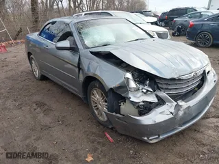 2008 Chrysler Sebring Touring with VIN 1C3LC55R08N643508, listed as a IAAI auction lot 41209958 with 117,778 mi miles. Bid and sale history available at carsss.com. Image 1.