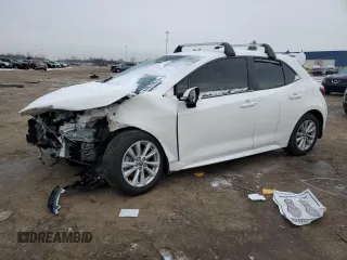2024 Toyota Corolla Hatchback SE with VIN JTND4MBE1R3219725, listed as a Copart auction lot 44679675 with 15,957 mi miles and Non Repairable. Bid and sale history available at carsss.com. Image 1.