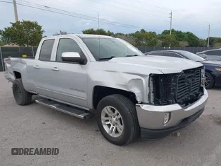 2017 Chevrolet Silverado 1500 LT with VIN 1GCVKREC7HZ122563, listed as a IAAI auction lot 41890118 with 38,732 mi miles. Bid and sale history available at carsss.com. Image 1.
