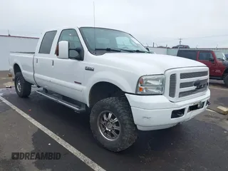 2006 Ford Super Duty F-250 XL with VIN 1FTSW21P96ED96892, listed as a IAAI auction lot 41603171 with 206,047 mi miles. Bid and sale history available at carsss.com. Image 1.