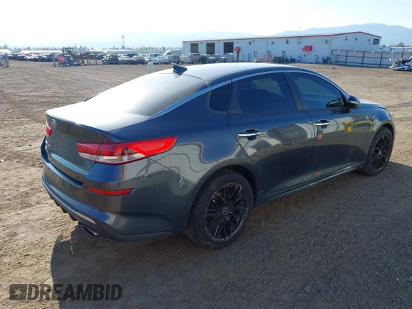 2020 Kia Optima LX z VIN 5XXGT4L3XLG392216, wystawiony jako IAAI lot #42047176 z przebiegiem 86 965 mil mil oraz . Historia ofert i sprzedaży dostępna na DreamBid. Obrazek 4.