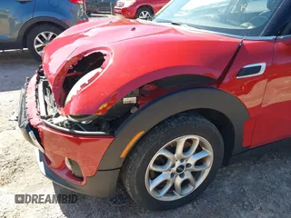 2016 MINI Clubman z VIN WMWLN5C57G2E29251, wystawiony jako IAAI lot #41878076 z przebiegiem 132 763 mil mil oraz . Historia ofert i sprzedaży dostępna na DreamBid. Obrazek 13.
