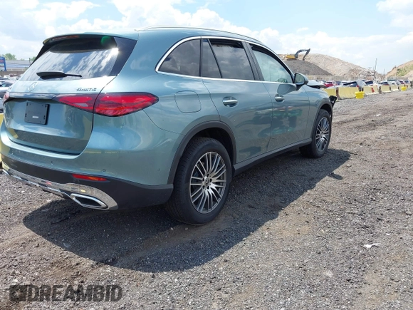 2025 Mercedes-Benz GLC 300 z VIN W1NKM4HB7SF357792, wystawiony jako IAAI lot #42177374 z przebiegiem 982 mil mil oraz . Historia ofert i sprzedaży dostępna na DreamBid. Obrazek 4.
