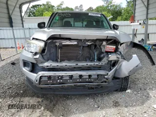 2020 Toyota Tacoma SR z VIN 3TYSX5EN1LT000617, wystawiony jako Copart lot #55799205 z przebiegiem 51 584 mil mil oraz Szkoda całkowita • Salvage title. Historia ofert i sprzedaży dostępna na DreamBid. Obrazek 5.