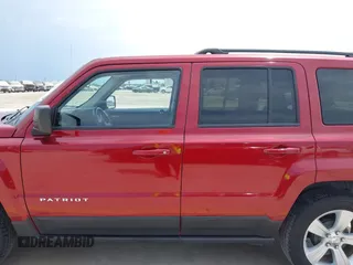 2016 Jeep Patriot Latitude with VIN 1C4NJPFB0GD527172, listed as a IAAI auction lot 42440983 with 66,836 mi miles and . Bid and sale history available at DreamBid. Image 14.