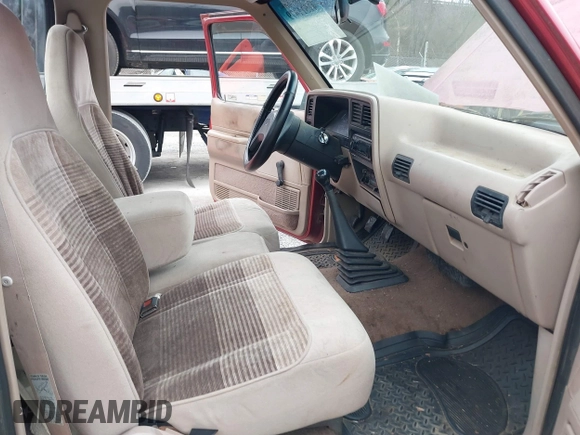 1992 Ford Ranger with VIN 1FTCR10A3NUD41152, listed as a IAAI auction lot 41511479 with 96,928 mi miles. Bid and sale history available at carsss.com. Image 5.