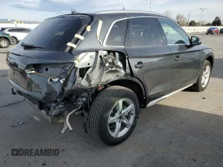 2024 Audi Q5 Premium with VIN WA1ABAFY3R2034186, listed as a Copart auction lot 49849865 with 8,850 mi miles and Salvage Title. Bid and sale history available at carsss.com. Image 3.