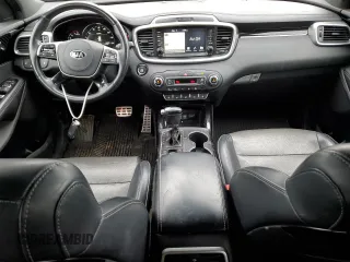 2019 Kia Sorento SX z VIN 5XYPK4A51KG591866, wystawiony jako Copart lot #47398695 z przebiegiem 119 126 mil mil oraz Szkoda całkowita • Salvage title. Historia ofert i sprzedaży dostępna na DreamBid. Obrazek 8.