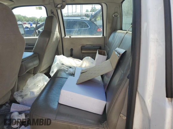 2008 Ford F-250 XL with VIN 1FTSW20588EC04221, listed as a Copart auction lot 55521315 with 176,276 mi miles and Salvage title. Bid and sale history available at DreamBid. Image 10.