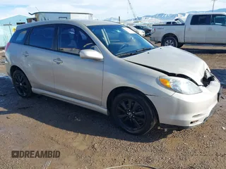 2003 Toyota Matrix Std with VIN 2T1KR32E53C051738, listed as a IAAI auction lot 41637914 with 195,006 mi miles. Bid and sale history available at carsss.com. Image 1.