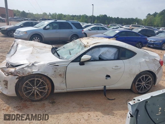 2017 Toyota 86 z VIN JF1ZNAA11H8703549, wystawiony jako IAAI lot #42007728 z przebiegiem 85 327 mil mil oraz . Historia ofert i sprzedaży dostępna na DreamBid. Obrazek 15.