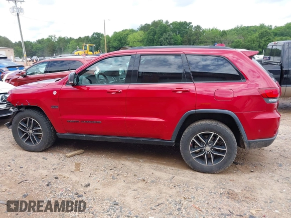 2018 Jeep Grand Cherokee Trailhawk с VIN 1C4RJFLT2JC105507, выставлен на аукционе IAAI как лот 42388383 с пробегом 67 725 миль миль и . История ставок и продаж доступна на DreamBid. Изображение 14.