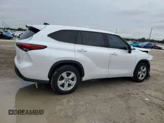 2022 Toyota Highlander L with VIN 5TDCZRAH0NS120106, listed as a Copart auction lot 59477505 with 42,971 mi miles and Salvage title. Bid and sale history available at DreamBid. Image 3.