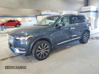 2020 Volvo XC90 Inscription with VIN YV4A22PL8L1572147, listed as a Copart auction lot 46307635 with 84,828 mi miles and Salvage title. Bid and sale history available at DreamBid. Image 1.