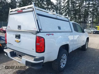 2018 Chevrolet Colorado 4WD LT with VIN 1GCHTCEN9J1306321, listed as a IAAI auction lot 41880434 with 106,623 mi miles. Bid and sale history available at carsss.com. Image 4.