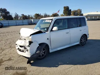 2004 Scion xB with VIN JTLKT324240154821, listed as a Copart auction lot 46297755 with 201,899 mi miles and Salvage Title. Bid and sale history available at carsss.com. Image 1.