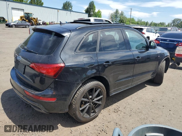 2014 Audi Q5 Premium Plus with VIN WA1DMAFP5EA114068, listed as a Copart auction lot 60199115 with 74,627 mi miles and Salvage title. Bid and sale history available at DreamBid. Image 3.