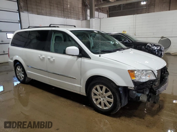 2016 Chrysler Town & Country Touring with VIN 2C4RC1BG5GR212763, listed as a Copart auction lot 89389035 with 178,547 mi miles and Salvage Title. Bid and sale history available at carsss.com. Image 4.