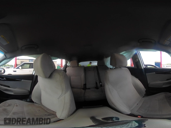 2017 Kia Sorento LX with VIN 5XYPG4A56HG298393, listed as a IAAI auction lot 42375725 with 131,400 mi miles and . Bid and sale history available at DreamBid. Image 17.
