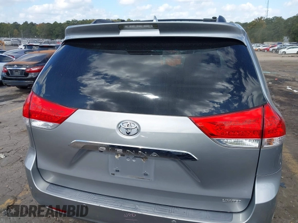 2011 Toyota Sienna XLE AAS with VIN 5TDYK3DC8BS157794, listed as a IAAI auction lot 40759823 with 211,716 mi miles and . Bid and sale history available at DreamBid. Image 16.