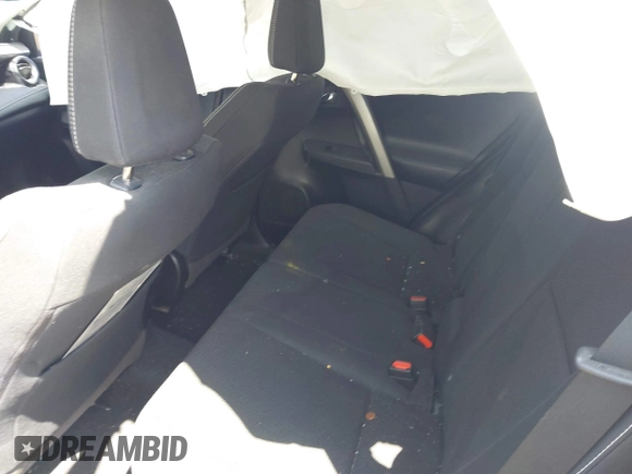 2018 Toyota RAV4 XLE z VIN 2T3WFREV8JW499399, wystawiony jako IAAI lot #42038421 z przebiegiem 77 411 mil mil oraz . Historia ofert i sprzedaży dostępna na DreamBid. Obrazek 8.