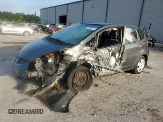 2013 Honda Fit с VIN JHMGE8H33DC067627, выставлен на аукционе Copart как лот 51168015 с пробегом 170 522 миль миль и Списание • Salvage title. История ставок и продаж доступна на DreamBid. Изображение 1.
