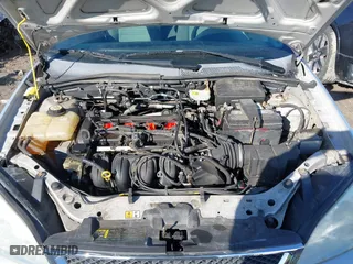 2007 Ford Focus S with VIN 1FAHP34N87W204936, listed as a IAAI auction lot 41755544 with 185,030 mi miles. Bid and sale history available at carsss.com. Image 10.