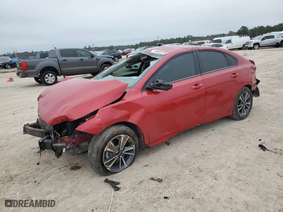2024 Kia Forte LXS with VIN 3KPF24AD7RE747032, listed as a Copart auction lot 45488785 with 19,373 mi miles and Salvage Title. Bid and sale history available at carsss.com. Image 1.