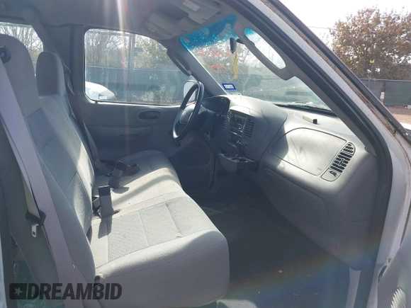 2002 Ford F-150 XL with VIN 1FTRX17W82NB78988, listed as a IAAI auction lot 41490173 with 1 mi miles. Bid and sale history available at carsss.com. Image 5.