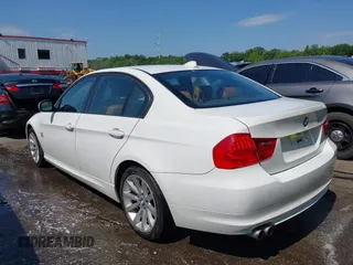 2011 BMW 3 Series 328i xDrive with VIN WBAPK5C54BA662199, listed as a IAAI auction lot 42651146 with 190,396 mi miles and . Bid and sale history available at DreamBid. Image 3.