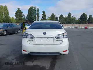 2010 Lexus HS 250h z VIN JTHBB1BA5A2022143, wystawiony jako IAAI lot #42509311 z przebiegiem Nie podano mil oraz . Historia ofert i sprzedaży dostępna na DreamBid. Obrazek 16.