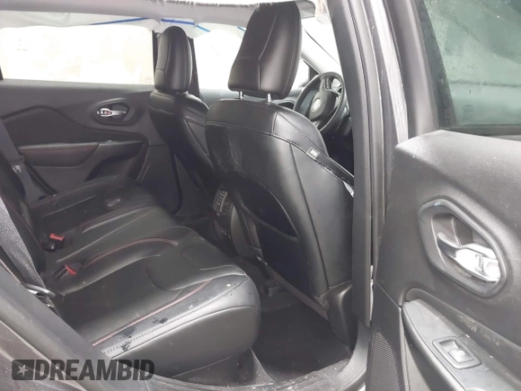 2022 Jeep Cherokee Trailhawk z VIN 1C4PJMBX9ND514703, wystawiony jako IAAI lot #41761037 z przebiegiem 38 499 mil mil oraz . Historia ofert i sprzedaży dostępna na DreamBid. Obrazek 8.