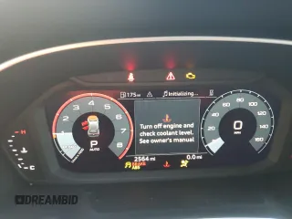 2024 Audi Q3 S line Premium Plus z VIN WA1EECF36R1172920, wystawiony jako Copart lot #87403704 z przebiegiem 2564 mil mil oraz Nie do naprawy. Historia ofert i sprzedaży dostępna na DreamBid. Obrazek 9.