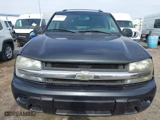 2006 Chevrolet TrailBlazer LS with VIN 1GNDT13S462136731, listed as a IAAI auction lot 41834557 with 217,409 mi miles. Bid and sale history available at carsss.com. Image 6.