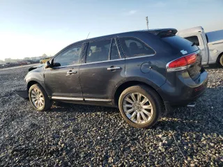 2013 Lincoln MKX z VIN 2LMDJ6JK7DBL43751, wystawiony jako Copart lot #50686865 z przebiegiem 98 978 mil mil oraz Szkoda całkowita • Salvage title. Historia ofert i sprzedaży dostępna na DreamBid. Obrazek 2.